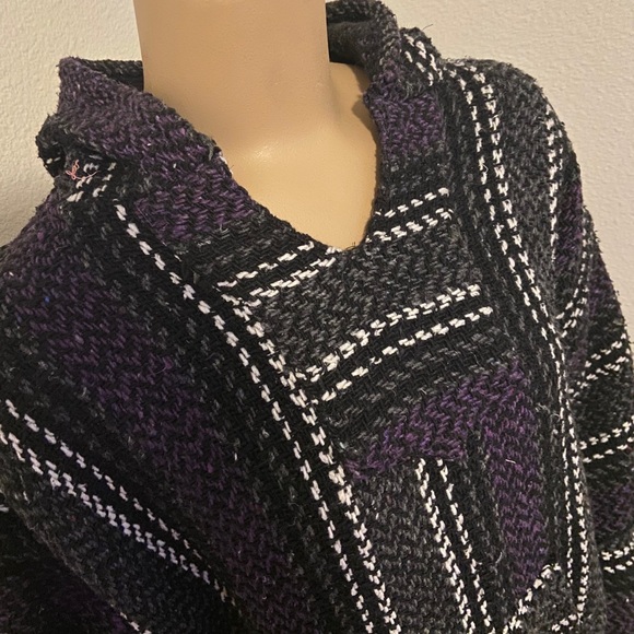 🚫DONATED🚫 - Picture 3 of 9